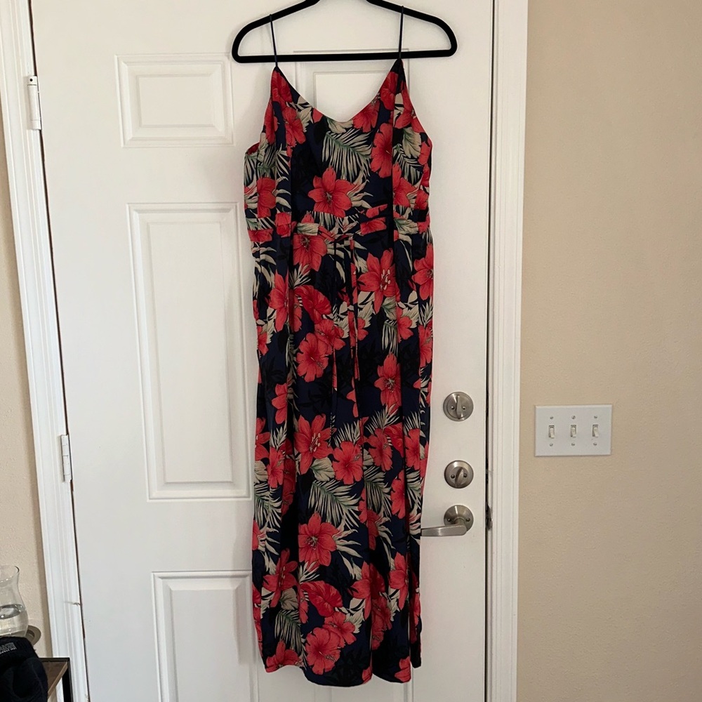 NEW Reveuse Pink and Blue Floral V- Neck Waist Tie Zipper Jumpsuit size 2X - Picture 15 of 15